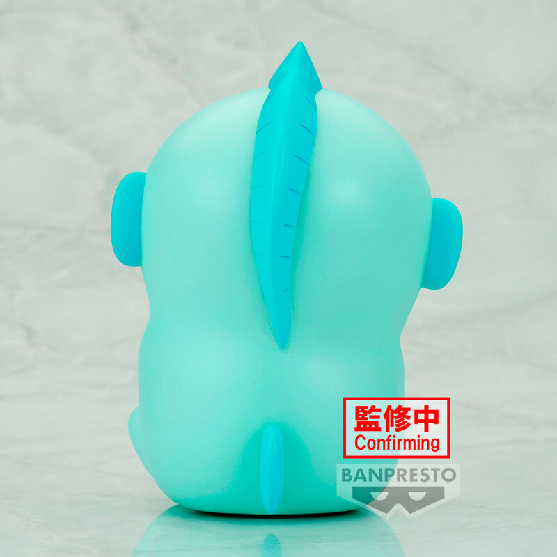 Vue rapprochée du visage expressif de la figurine Hangyodon Sanrio Sofvimates 11 cm