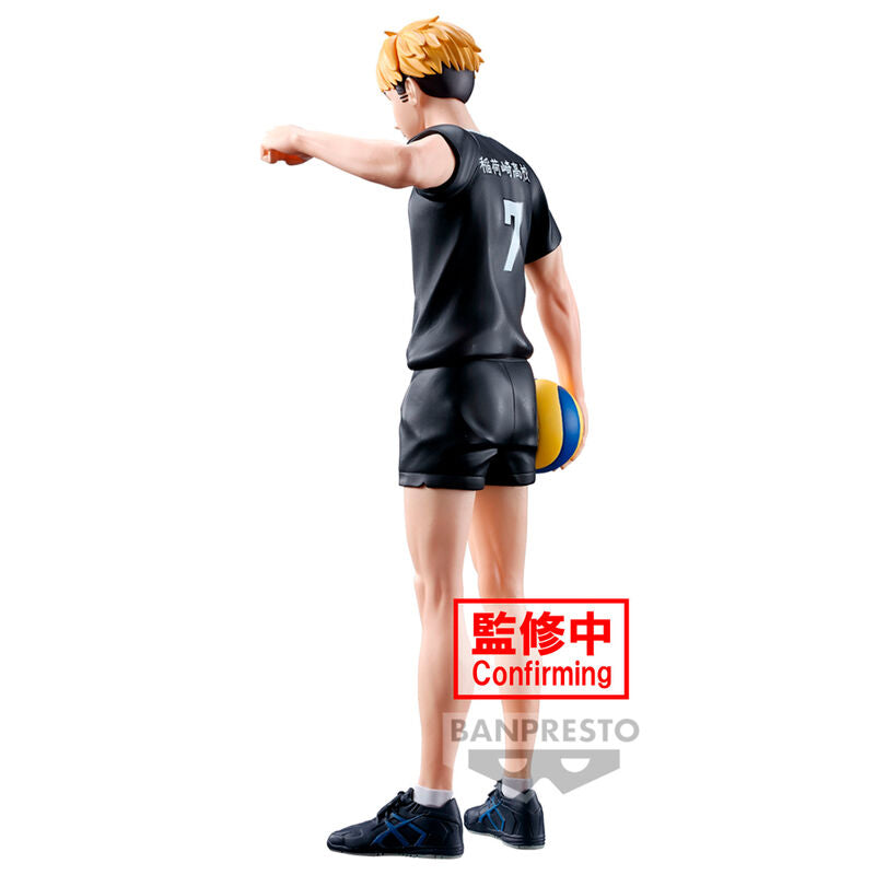 Gros plan sur le visage expressif de la figurine Atsumu Miya par BANPRESTO