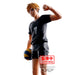 Présentation complète de la figurine Haikyu!! Atsumu Miya sur socle