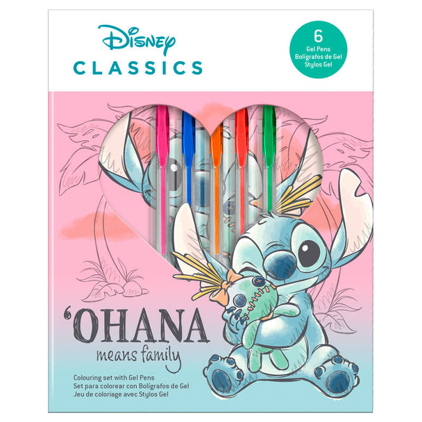 Cahier d'activités Disney Stitch fermé avec couverture colorée et illustrations du personnage Stitch