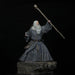 Gros plan sur la figurine Gandalf SD TOYS montrant son bâton et expression déterminée