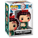 Vue rapprochée de la figurine Funko POP Tanjiro Kamado Demon Slayer montrant les détails du visage et du costume traditionnel.