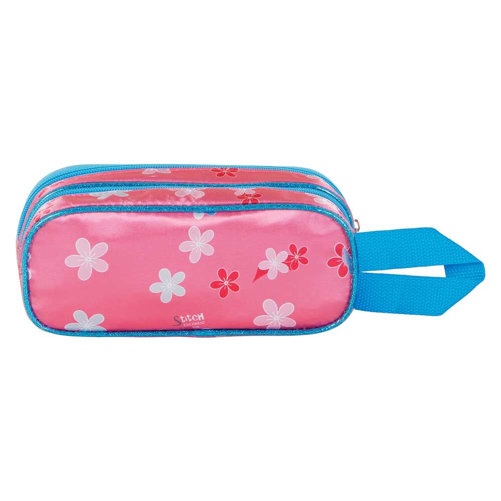 Gros plan sur le design en relief 3D de Stitch sur la trousse double KARACTERMANIA