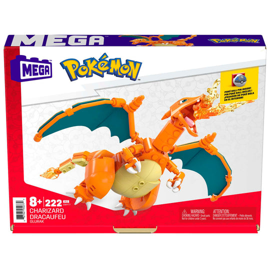 Figurine articulée de Charizard montée, montrant ses ailes déployées et effets de feu
