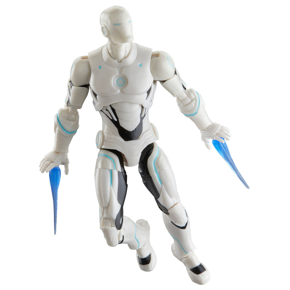 Photo de groupe montrant la figurine Superior Iron Man avec ses accessoires déployés autour