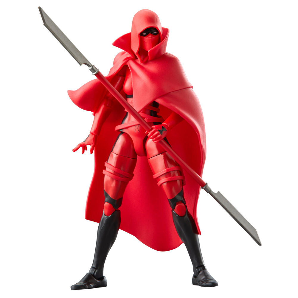 Figurine Red Widow posée avec accessoires sur fond neutre