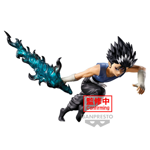 Profil latéral de la figurine Hiei montrant son expression déterminée et sa posture dynamique