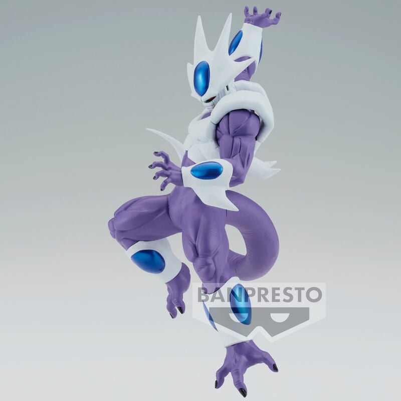 Gros plan sur la figurine Son Goku Super Saiyan avec finition réaliste et couleurs vives