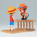 Présentation de la base de la figurine World Collectable Log Stories One Piece