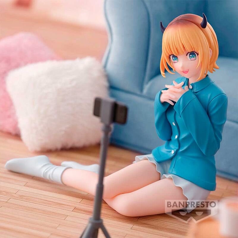 Figurine Memcho Oshi no Ko présentée sur son socle officiel BANPRESTO