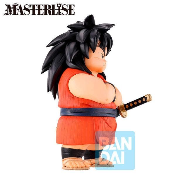Figurine Yajirobe Ichibansho Dragon Ball vue de face en détail haute qualité 17cm