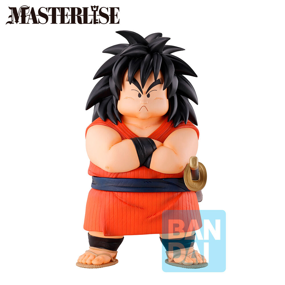 Vue arrière de la figurine Yajirobe Ichibansho Dragon Ball montrant les détails du costume et des accessoires