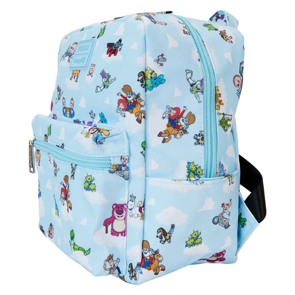 Gros plan sur les finitions brillantes en métal argenté du sac à dos Loungefly Toy Story
