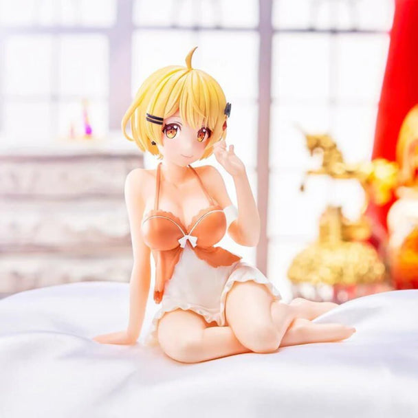 Figurine Hololive Yozora Mel Relax Time en position détendue, hauteur 11 cm, vue de face avec détails soignés