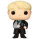 Vue rapprochée de la figurine Funko POP Draco Malfoy bras cassé avec détails précis et couleurs vives