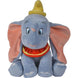 Détail de la peluche Dumbo Disney 25cm montrant les grandes oreilles et le visage expressif