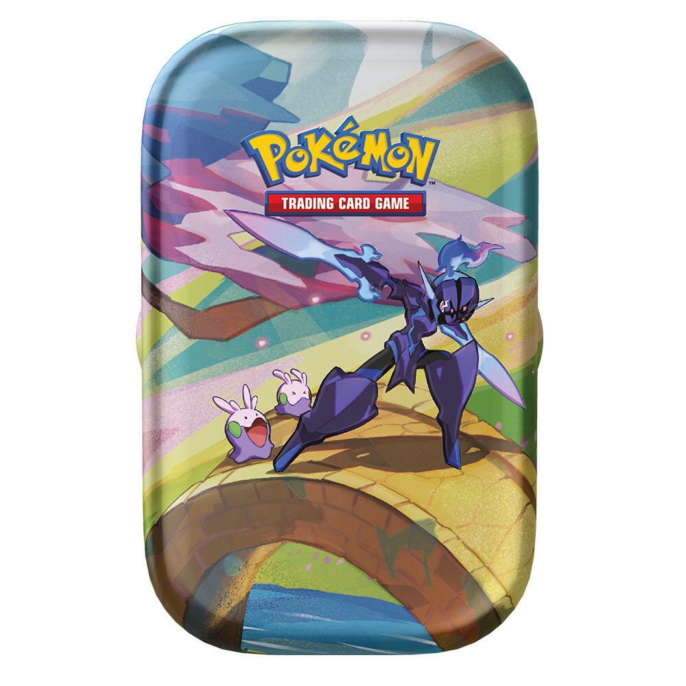 Jeune enfant jouant avec les cartes Pokémon mini en espagnol