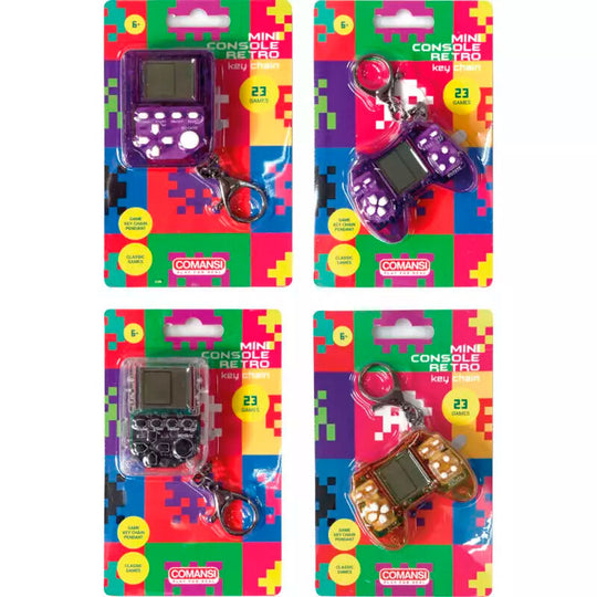 Image montrant la console porte-clés COMANSI tenue dans une main pour illustrer sa taille compacte