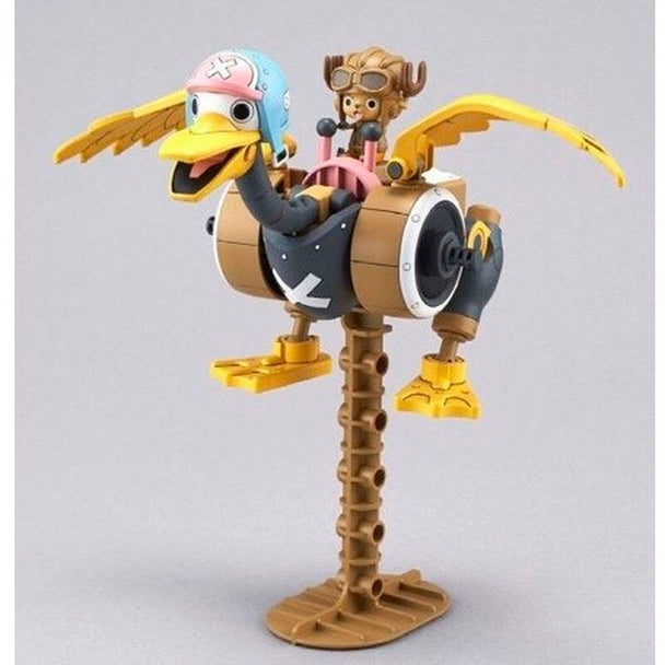 Figurine One Piece Chopper Robot 2 Wing Re-Run de 10cm assemblée, vue de face avec détails colorés et design fidèle à la série.