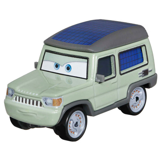 Collection de plusieurs voitures métal Disney Pixar Cars exposées sur une étagère