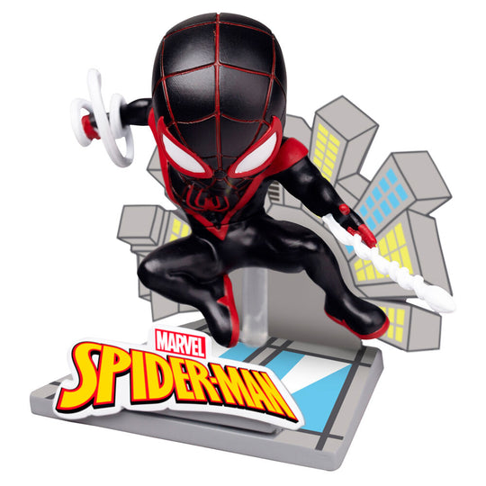Vue latérale droite de la figurine Spider-Man Marvel de 8cm