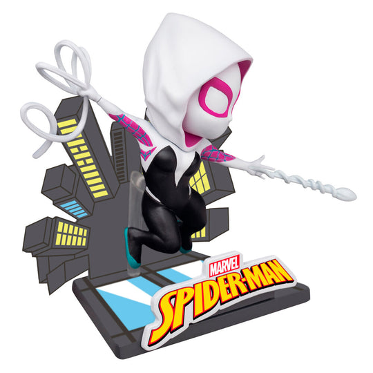 Figurine Spider-Man posée à côté d'autres figurines Marvel YUME TOYS