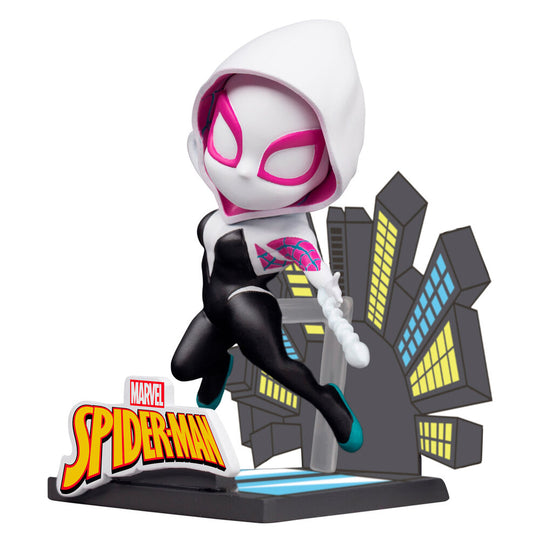 Figurine Spider-Man sur fond coloré mettant en valeur les couleurs du costume