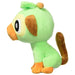 Détail de la peluche Grookey montrant la texture douce et les finitions de qualité JAZWARES