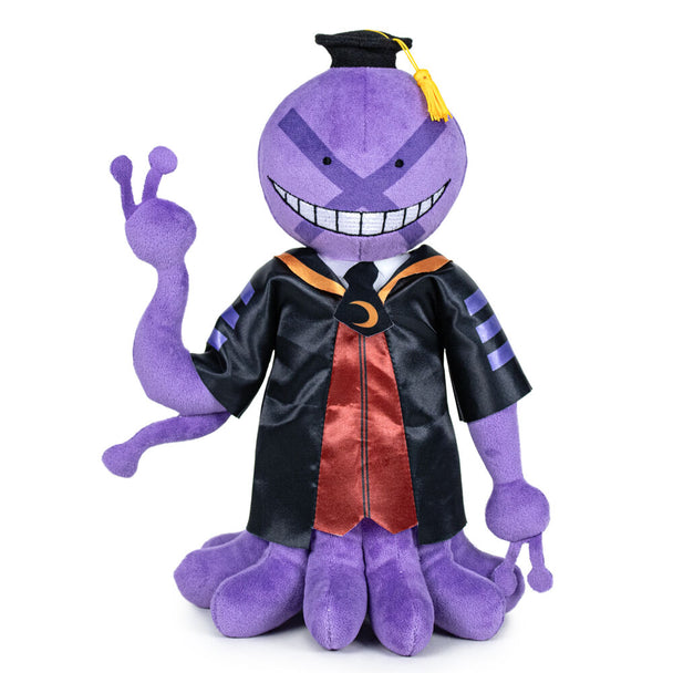 Peluche Mistake de 27 cm inspirée du manga Assassination Classroom, créée par PLAY BY PLAY, montrant les détails du visage et la texture douce du tissu.