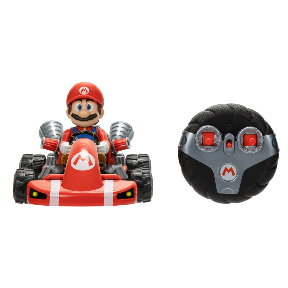 Vue rapprochée du véhicule Super Mario Bros montrant les détails du design inspiré du film