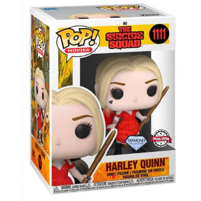 Vue rapprochée de la figurine POP Harley Quinn montrant les détails du visage et des accessoires