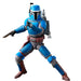 Photo de profil montrant les détails de l'armure et du casque du Mandalorian Privateer