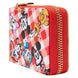 Détail des motifs embossés et imprimés sur le portefeuille Mickey & Friends Loungefly