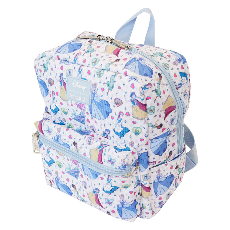 Plan rapproché des finitions en métal argenté et du motif imprimé sur le sac à dos Loungefly.