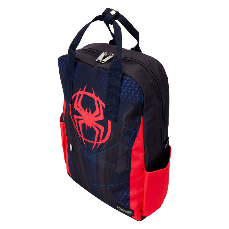 Détail des finitions en métal argenté brillant sur le sac à dos Miles Morales Loungefly