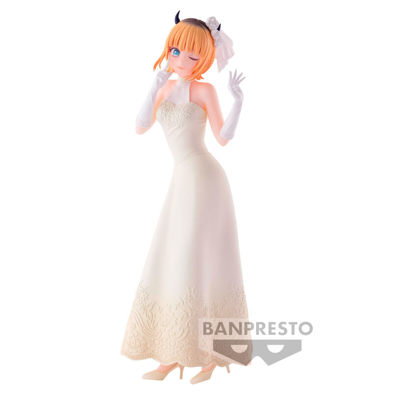 Figurine Oshi No Ko MeMcho en robe de mariée blanche vue de face, hauteur 20 cm, marque BANPRESTO
