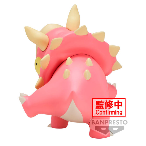 Vue latérale de la figurine Crayon Shinchan Bochan Triceratops, détails soignés et couleurs vives sur 16 cm