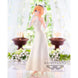 Détail de la robe de mariée de la figurine Oshi No Ko MeMcho avec accessoires et finition soignée
