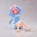 Vue rapprochée sur le visage expressif et les détails fins de la figurine Riamu Yumemi