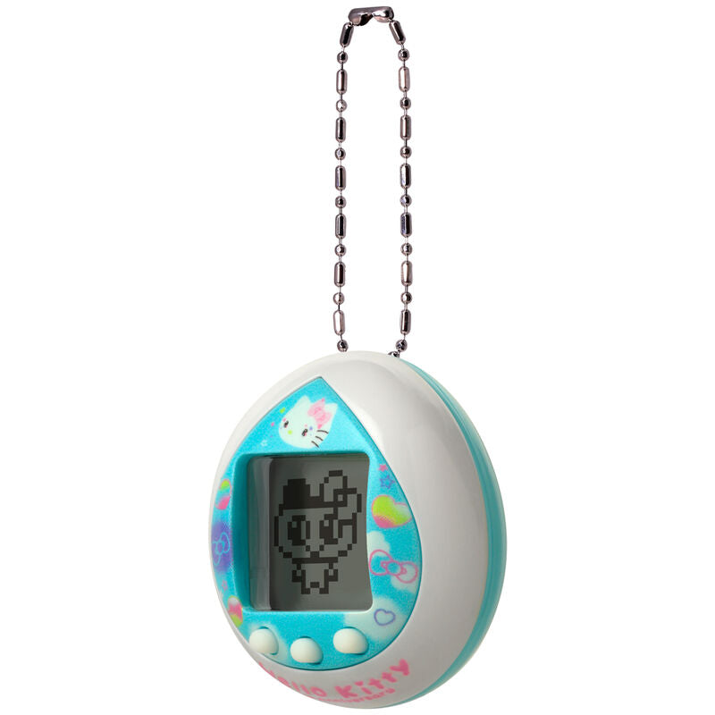 Vue rapprochée du Tamagotchi Hello Kitty bleu montrant les boutons de contrôle