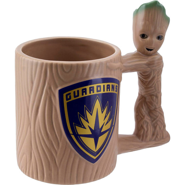 Vue latérale du mug Groot Marvel montrant la texture 3D et la capacité de 300ml