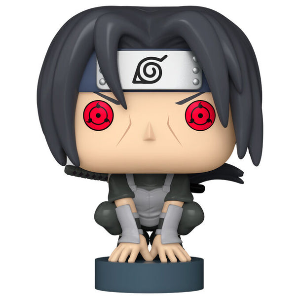 Vue rapprochée de la figurine Funko POP Itachi Uchiha avec détails précis du visage et du costume de Naruto Shippuden.