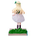 Vue rapprochée du visage expressif d'Iris Luminasta figurine Konosuba SEGA