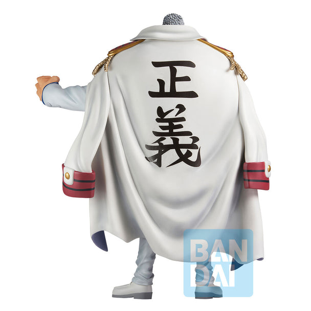 Profil gauche de la figurine Monkey D. Garp Ichibansho montrant la posture dynamique