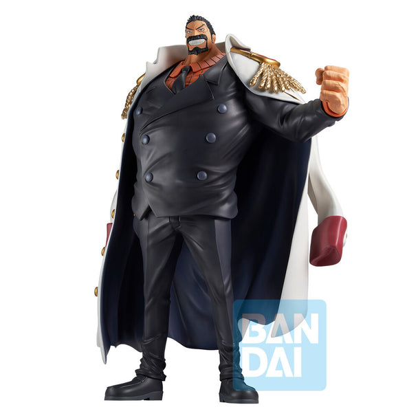 Profil gauche de la figurine BANPRESTO Monkey D. Garp jeune Ichibansho haute qualité