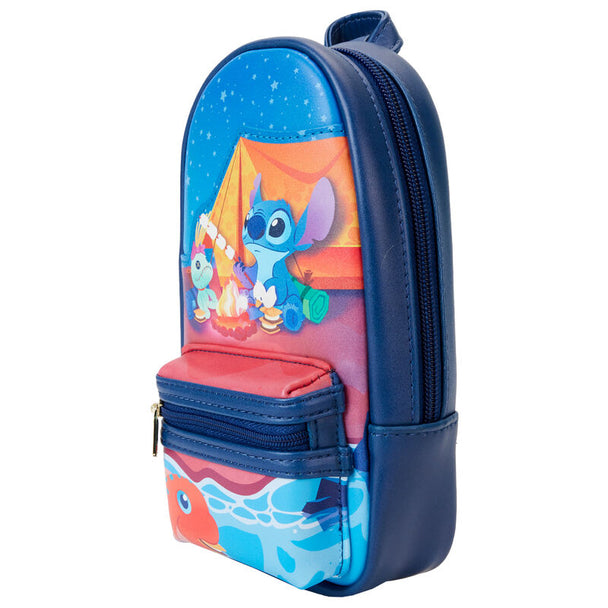 Détail du mousqueton robuste doré fixé à la trousse Stitch Camping Cuties Loungefly
