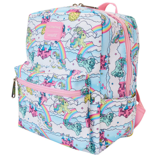 Vue rapprochée des bandoulières rembourrées et ajustables du sac à dos My Little Pony Loungefly