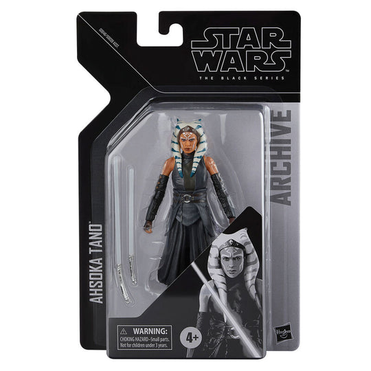 Figurine articulée Ahsoka Tano 15cm de la Black Series HASBRO en position de combat