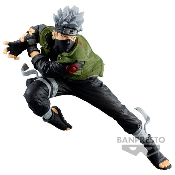 Détail du visage et masque de la figurine Kakashi Banpresto Naruto Shippuden