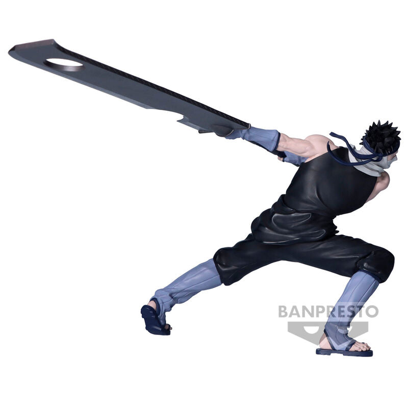 Vue rapprochée sur le visage expressif de la figurine Momochi Zabuza Naruto Shippuden